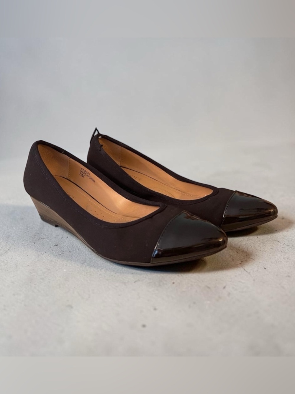 Ellen Tracy Black Wedge Shoes